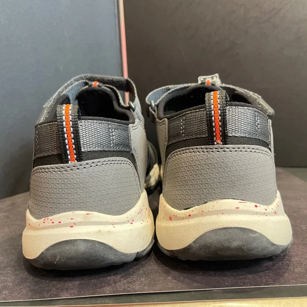 KEEN Newport H2 Grey Orange Waterproof Hiking Sandals Kids 5 1022247 Women's 7